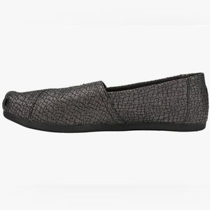 TOMS Shoes|Color Black Crocodile|Size 9.5. Pre-owned.